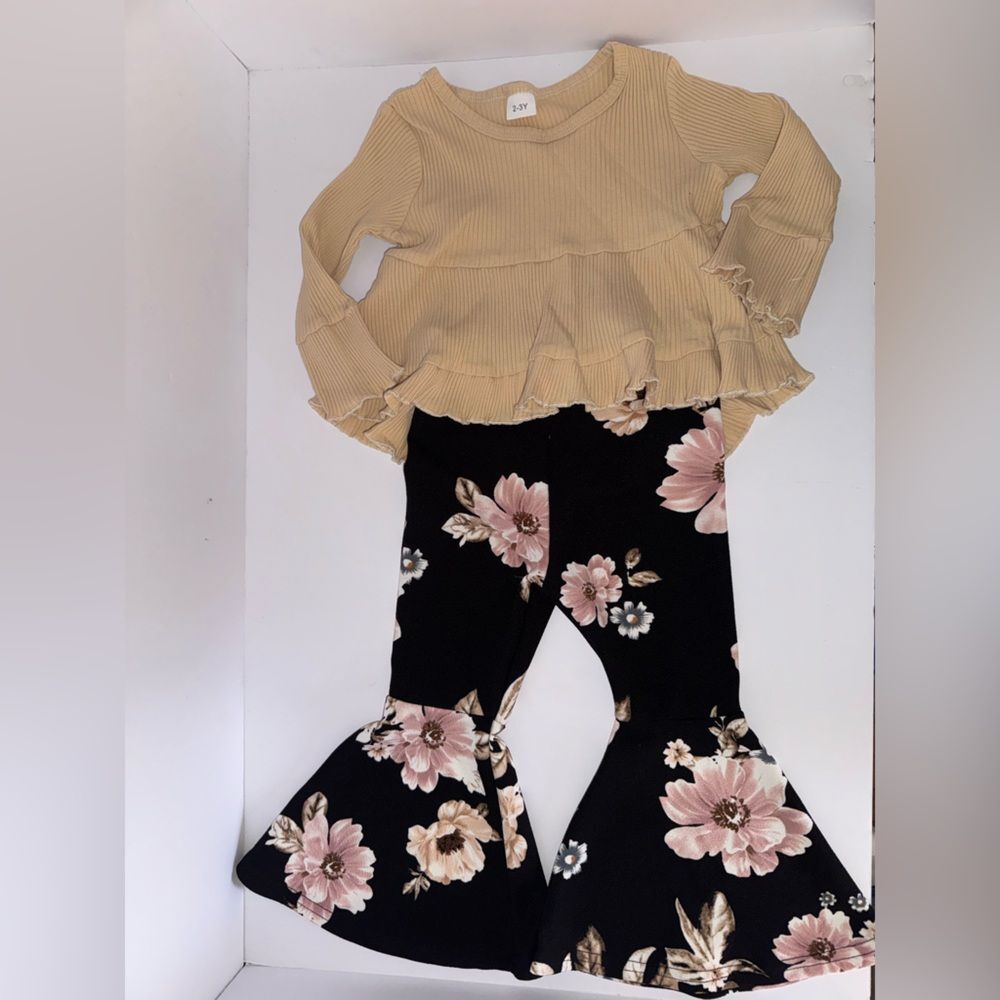 SHEIN size 2-3 years Floral Black bell bottoms and Beige top Outfit